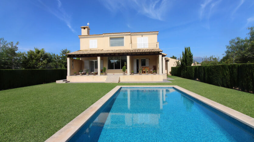 Luxury villa in Binissalem Majorca to rent